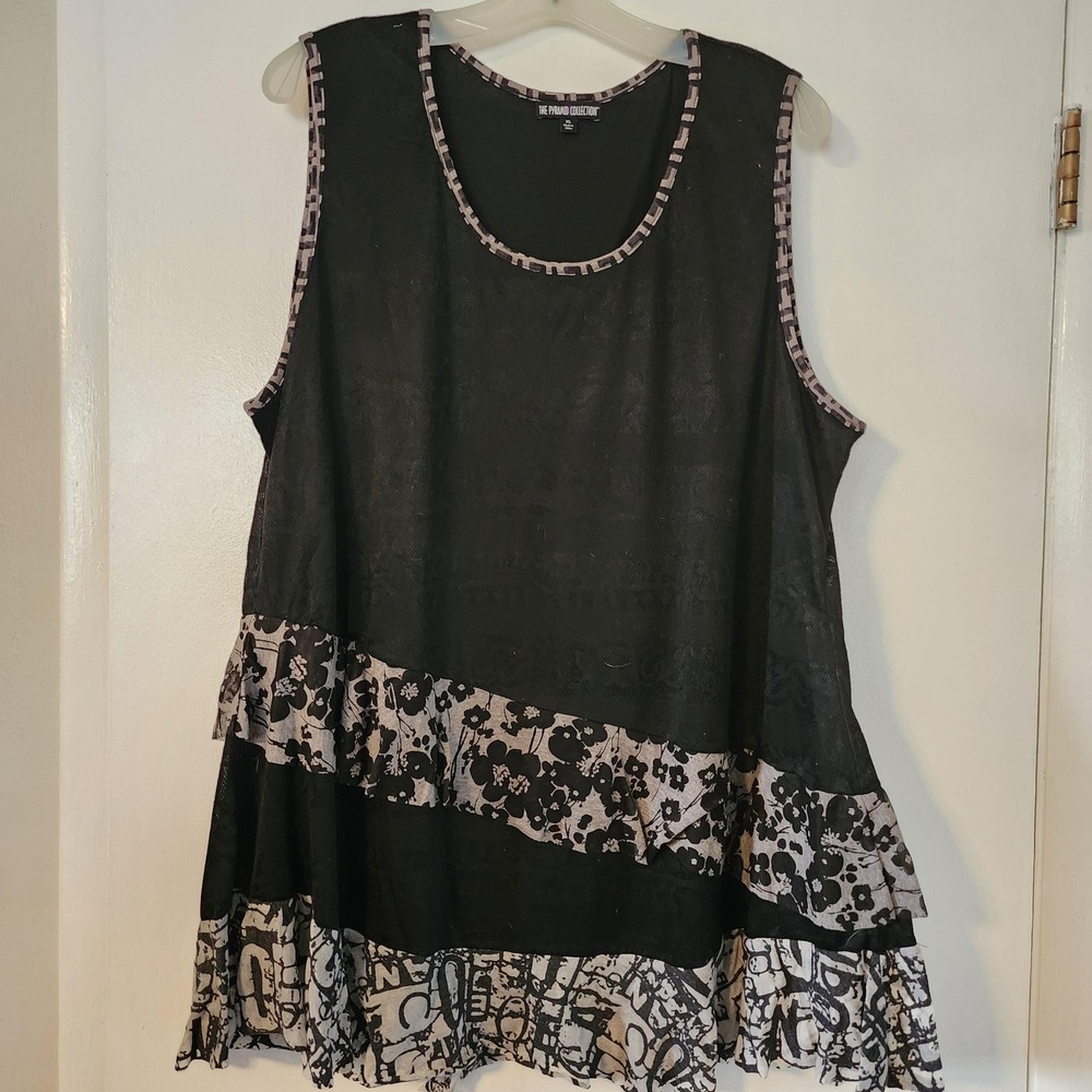 The Pyramid Collection XL Black Tiered Sleeveless‎ Top Floral Trim Ruffle Tank